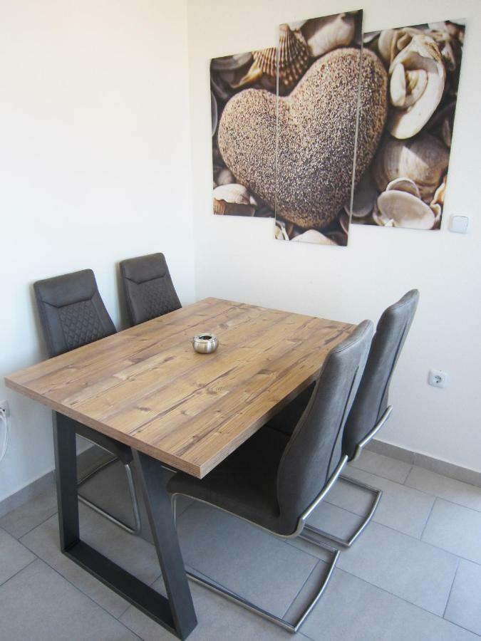 M&B Guest House Srima Εξωτερικό φωτογραφία