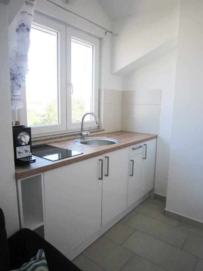 M&B Guest House Srima Εξωτερικό φωτογραφία