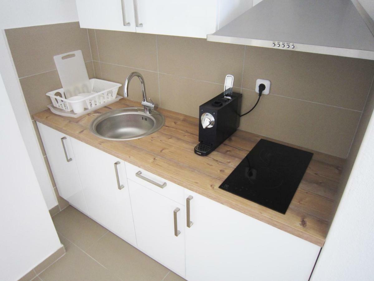 M&B Guest House Srima Εξωτερικό φωτογραφία