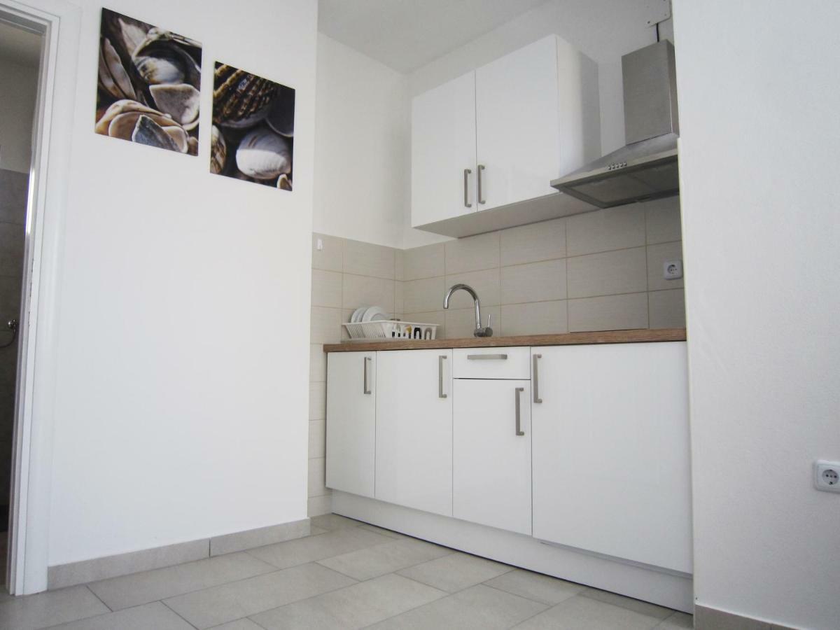 M&B Guest House Srima Εξωτερικό φωτογραφία