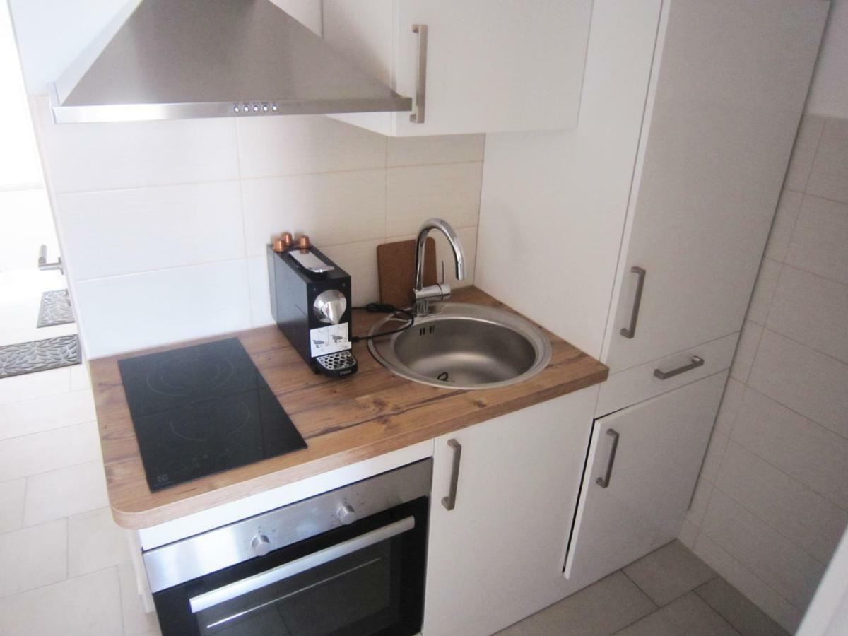 M&B Guest House Srima Εξωτερικό φωτογραφία